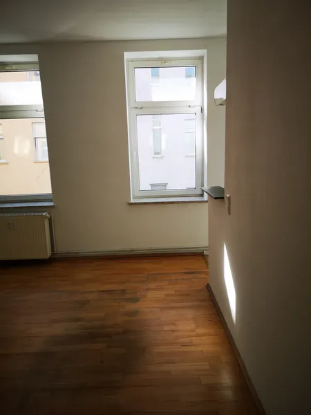 1 Zimmer Wohnküche, funktional, gut geschnitten — photo 1